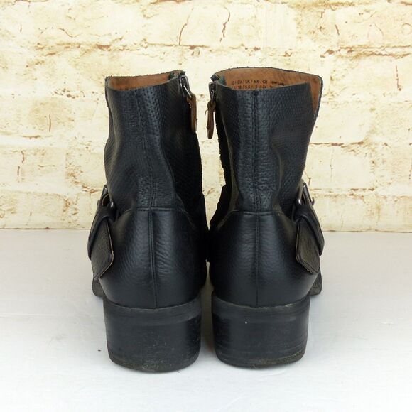 Gentle Souls Kenneth Cole Boot Women 7.5 Black Binta Moto Bootie2 Leather Buckle - Picture 6 of 14